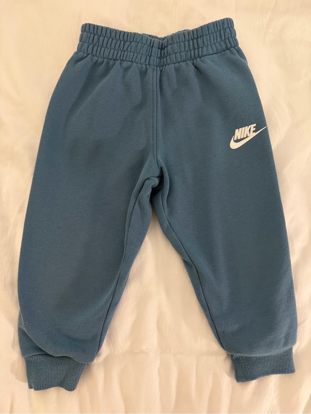 Nike Kids Teal Blue Fleece Joggers with White Logo (size 3T)
